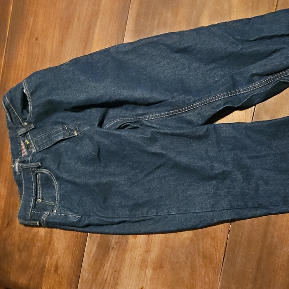 Cabela's Blue Straight Leg Fleece Lined Jeans - Picture 4 of 6